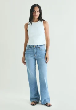 JEANS BOOTCUT RELAXED