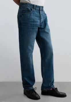 JEANS REGULAR FIT