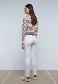 JEANS SKINNY BOTONES