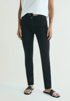 JEANS SKINNY BOTONES