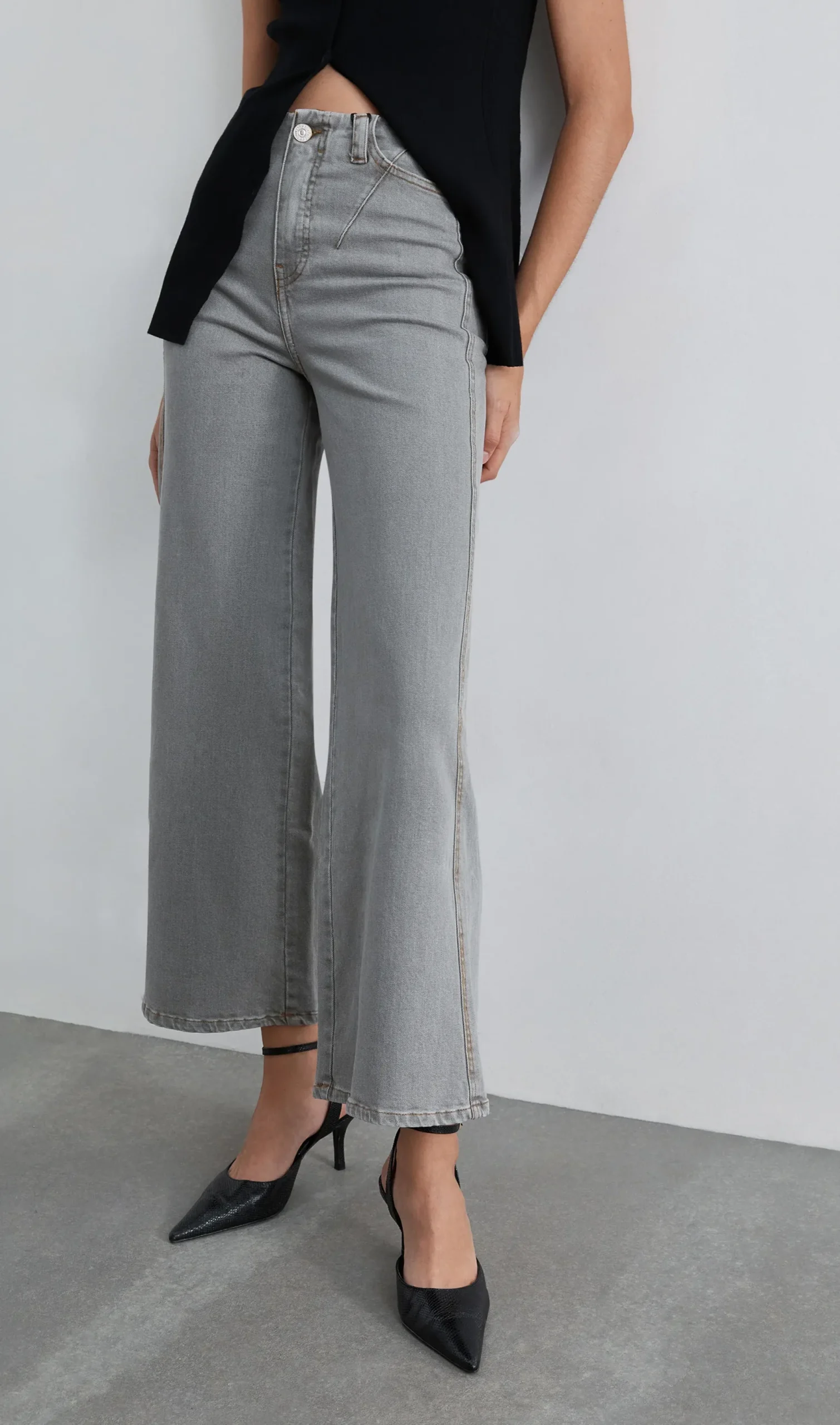 JEANS WIDE LEG TIRO ALTO