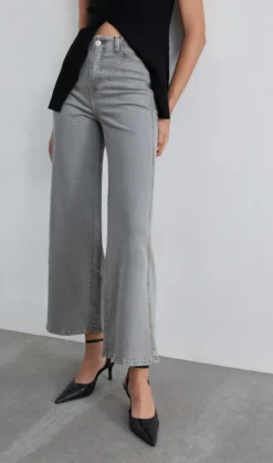 JEANS WIDE LEG TIRO ALTO