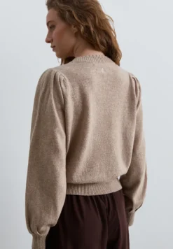 JERSEY LANA DETALLE CUELLO