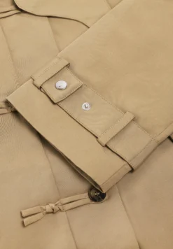 LAAGAM | ANTWERP TRENCH