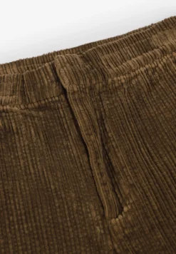 LACOSTE | PANTALÓN PANA