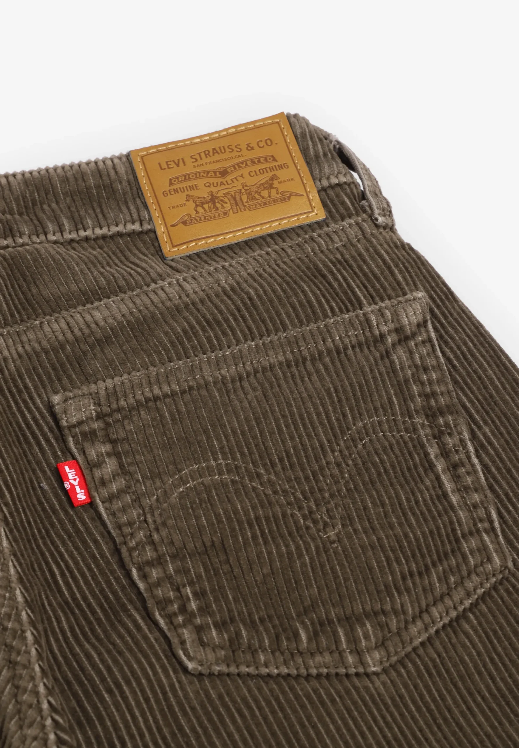 LEVIS | LOW LOOSE CANTEEN CORDUROY