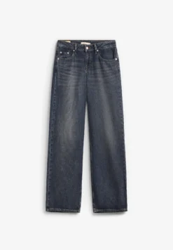 LEVIS | LOW LOOSE LOST IN TRANSLATION