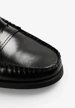 MOCASÍN CLÁSICO DE PIEL