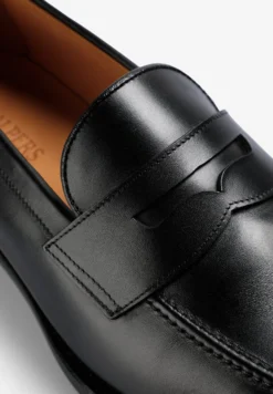 MOCASÍN NEGRO ANTIFAZ