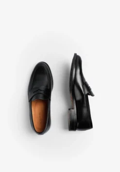 MOCASÍN NEGRO ANTIFAZ