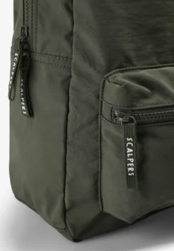 MOCHILA LOGO ESTAMPADO