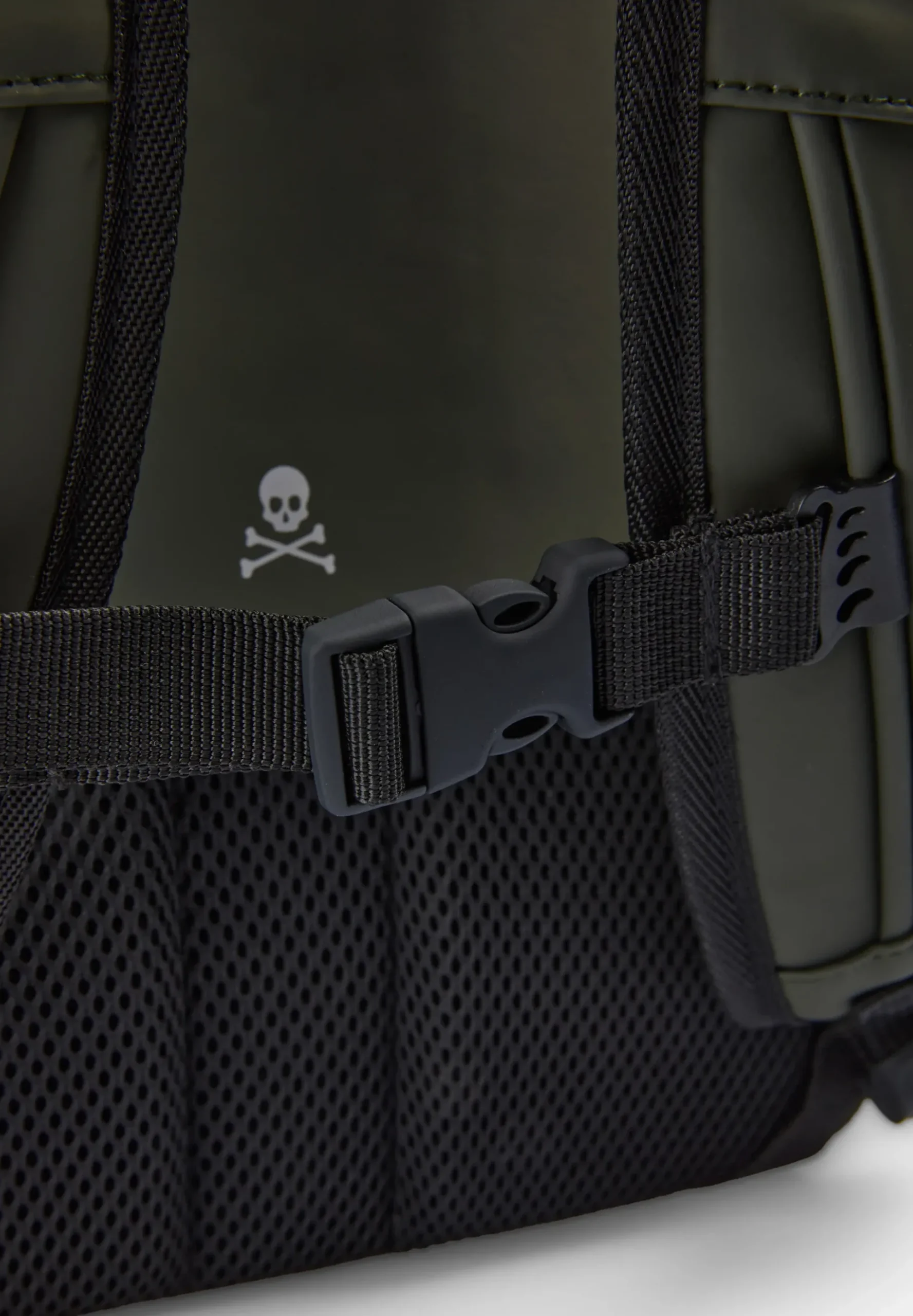 MOCHILA TÉCNICA CALAVERA