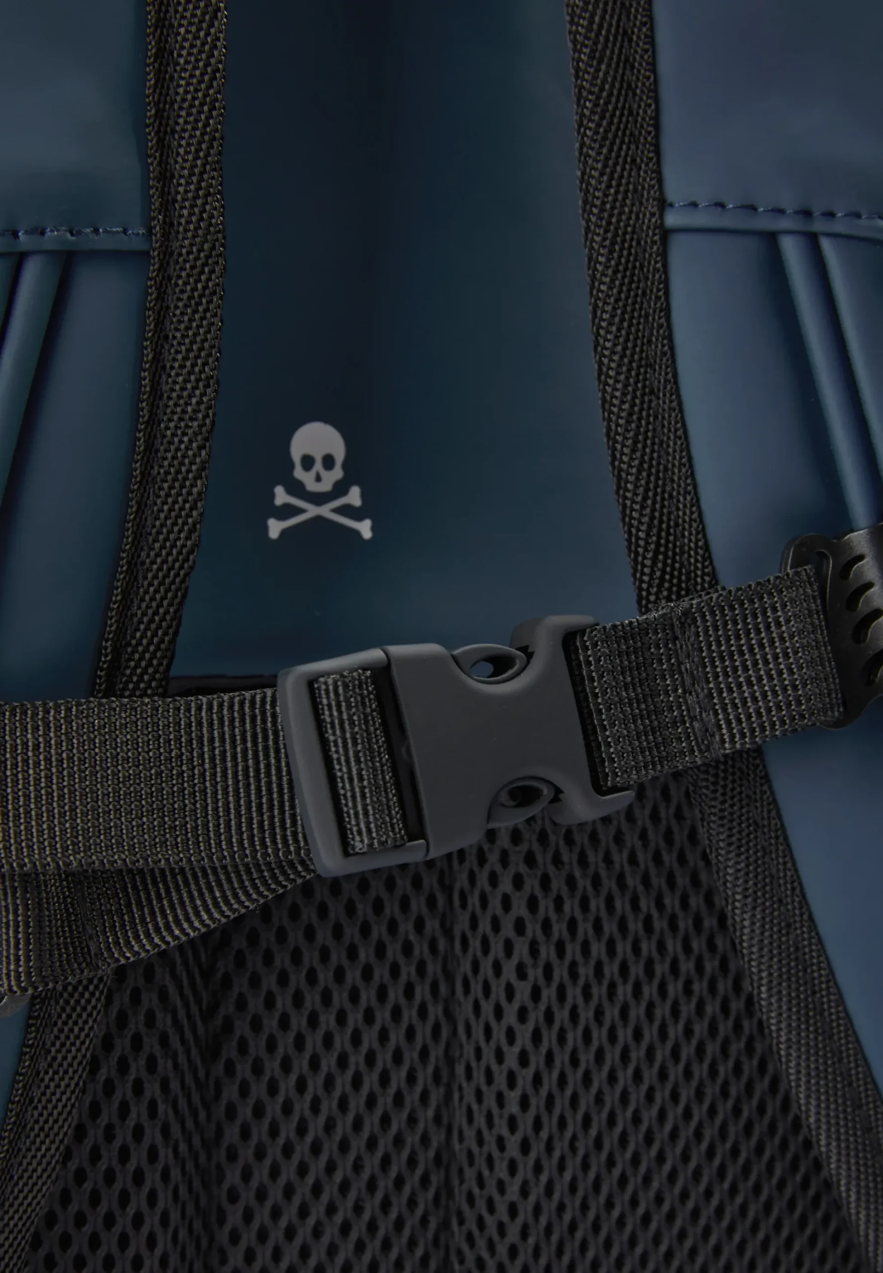 MOCHILA TÉCNICA CALAVERA
