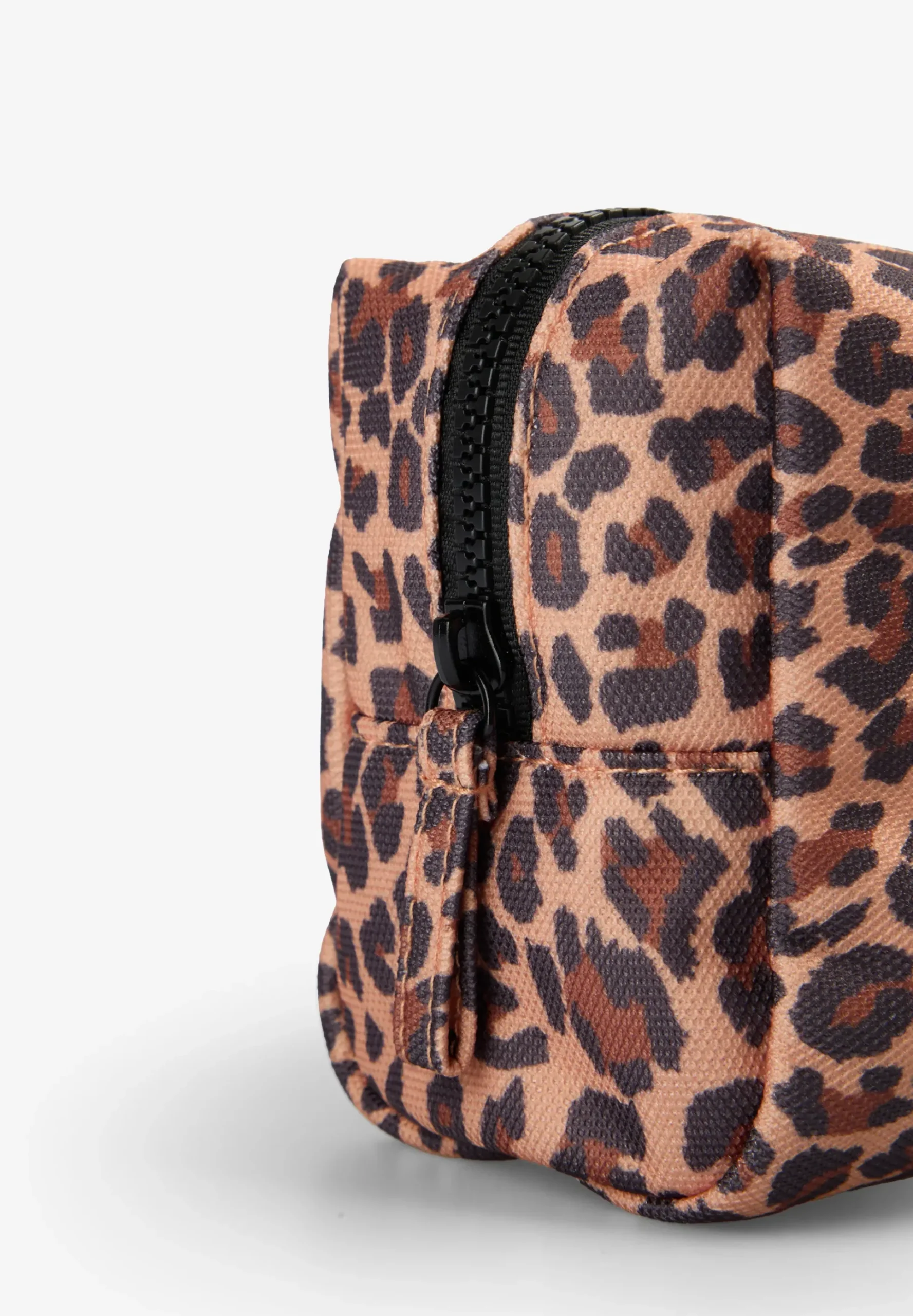 NECESER ANIMAL PRINT PARCHE FRONTAL