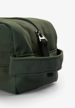 NECESER BOLSILLO FRONTAL