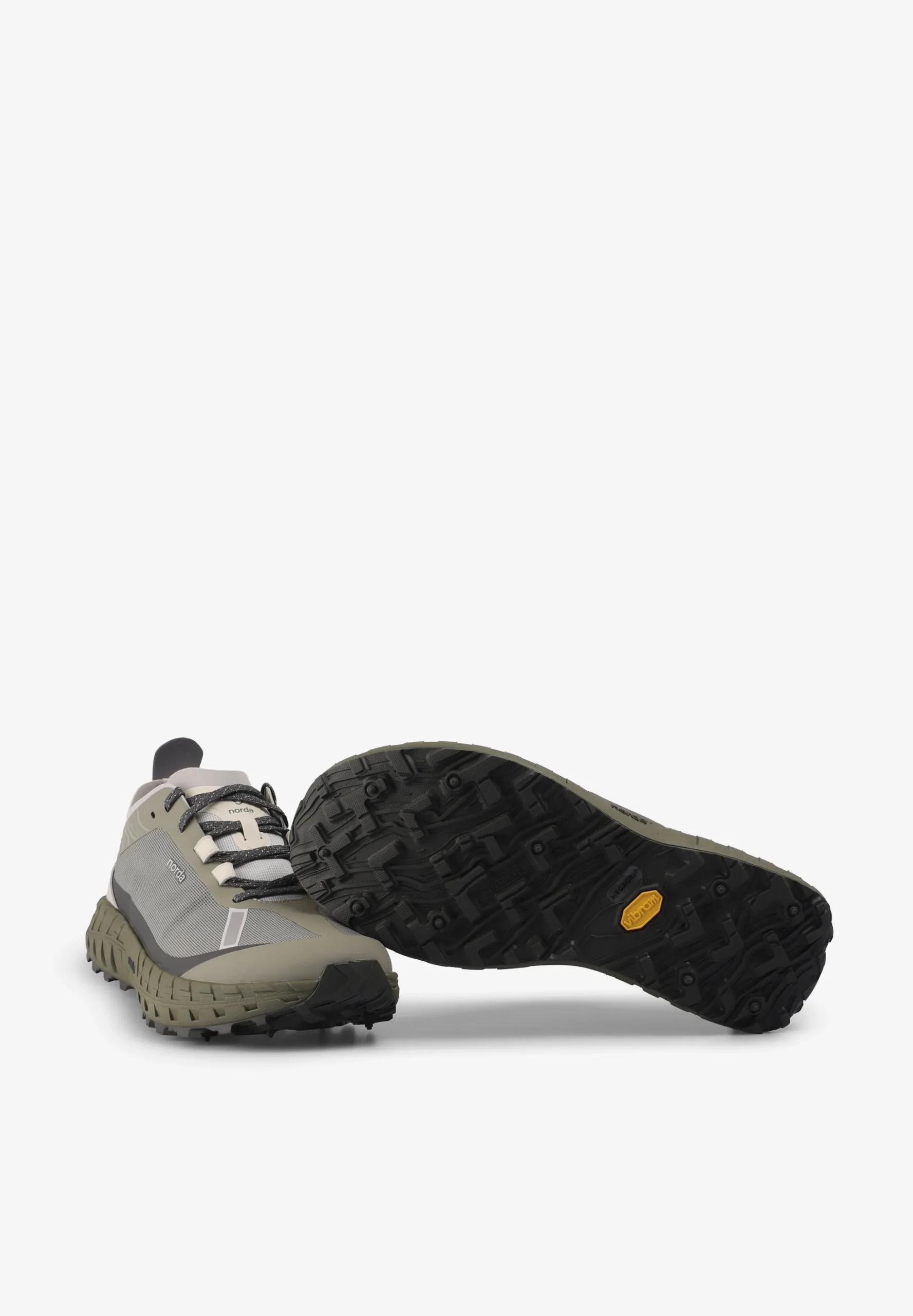 NORDA | SNEAKERS 001A