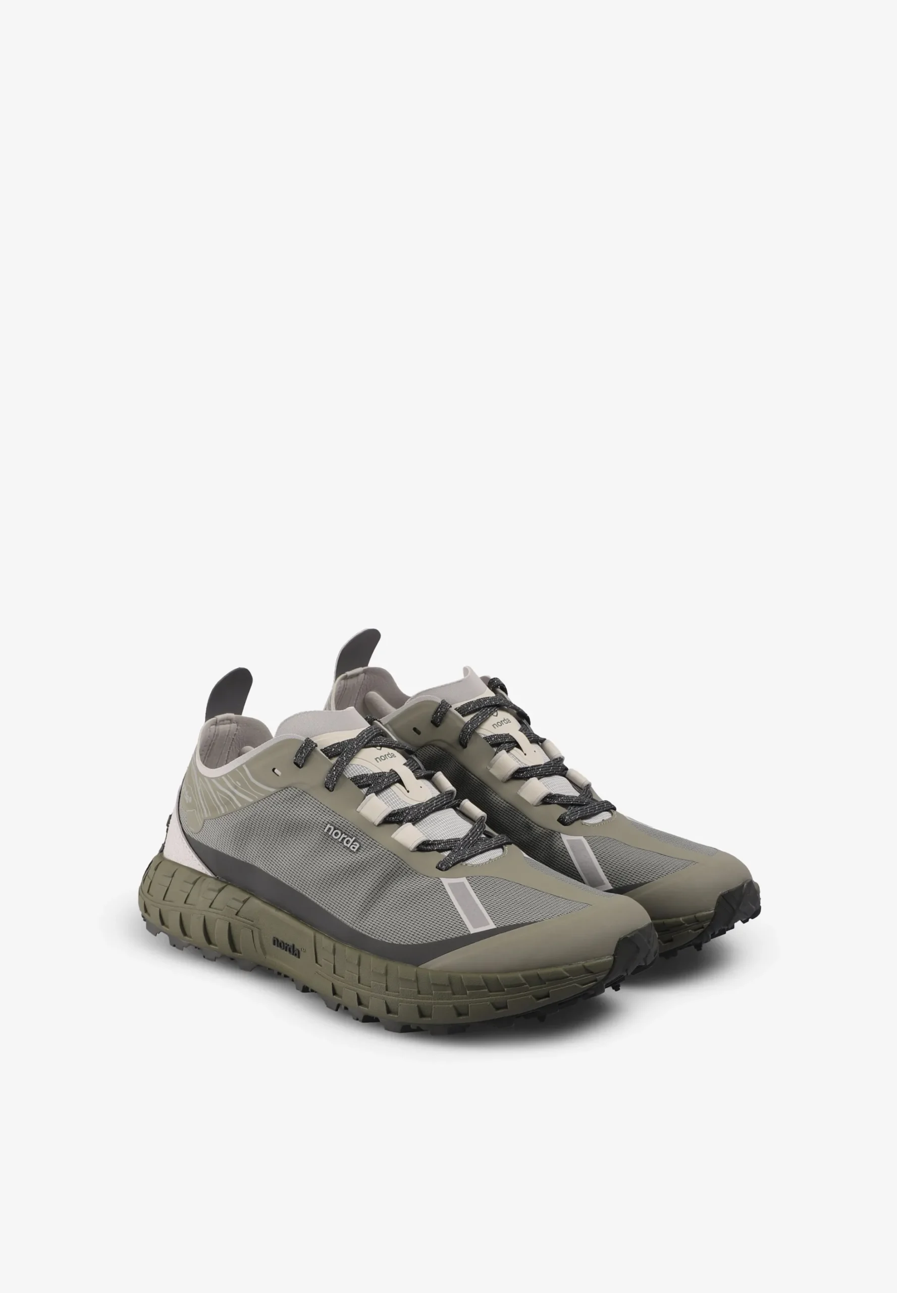 NORDA | SNEAKERS 001A
