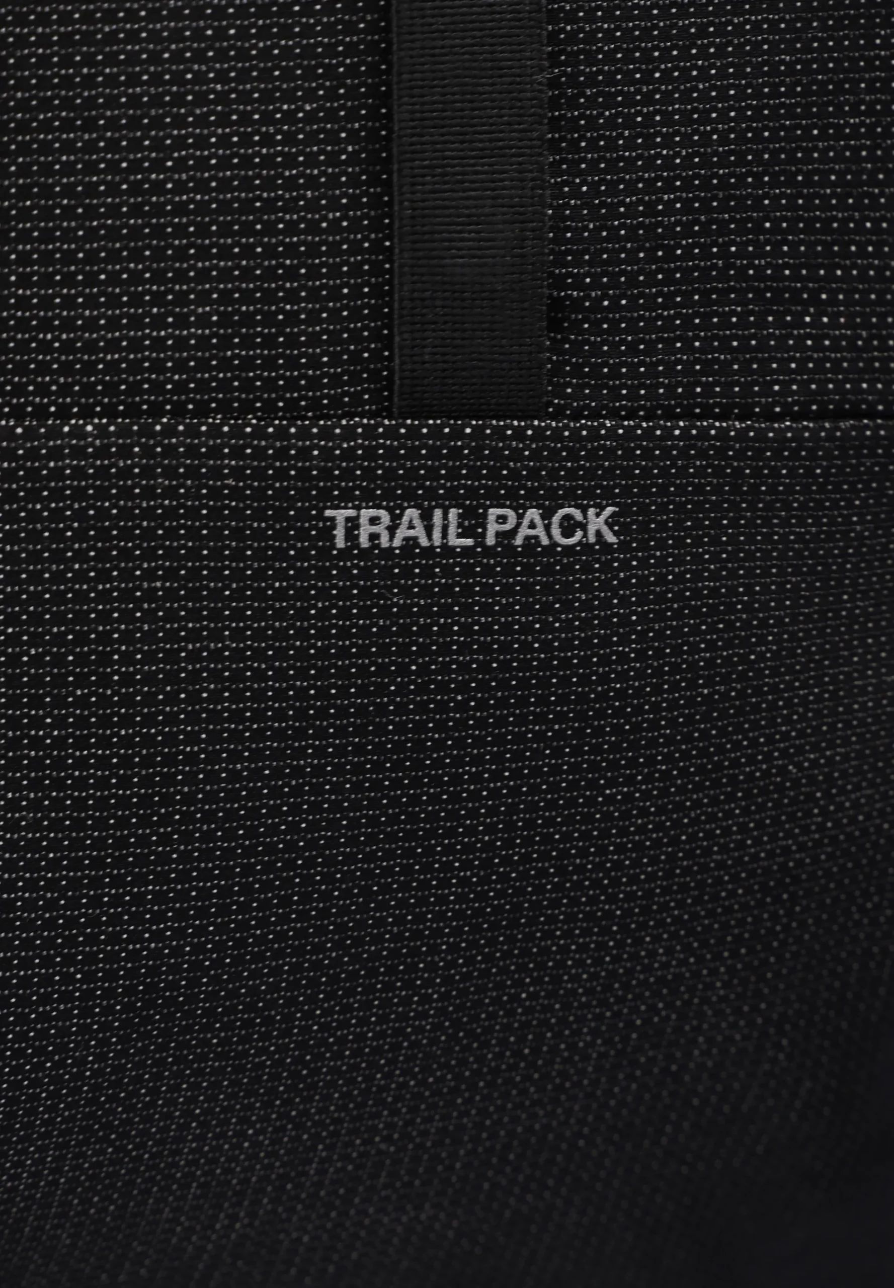ON | MOCHILA TRAIL 20L