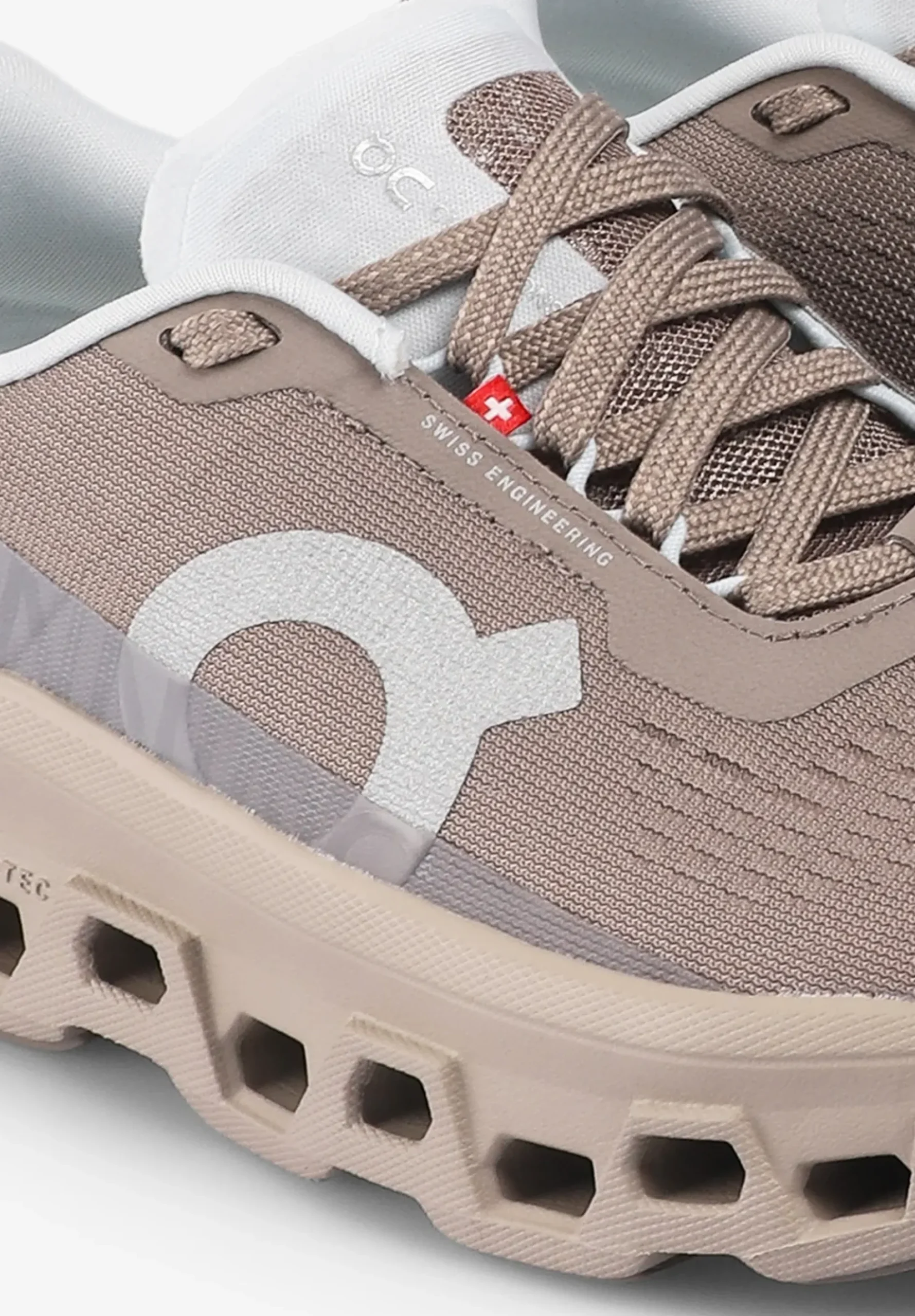 ON | SNEAKERES CLOUDMONSTER 1 MUJER