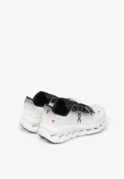 ON | SNEAKERS CLOUDTILT HOMBRE