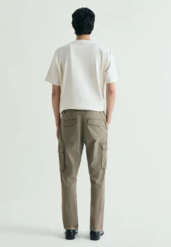 PANTALÓN CARGO