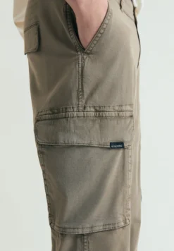 PANTALÓN CARGO