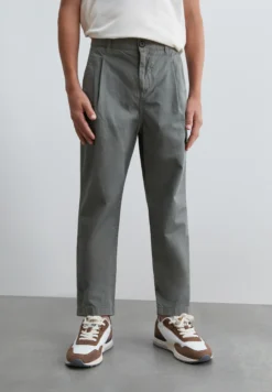 PANTALÓN CARGO RELAXED FIT