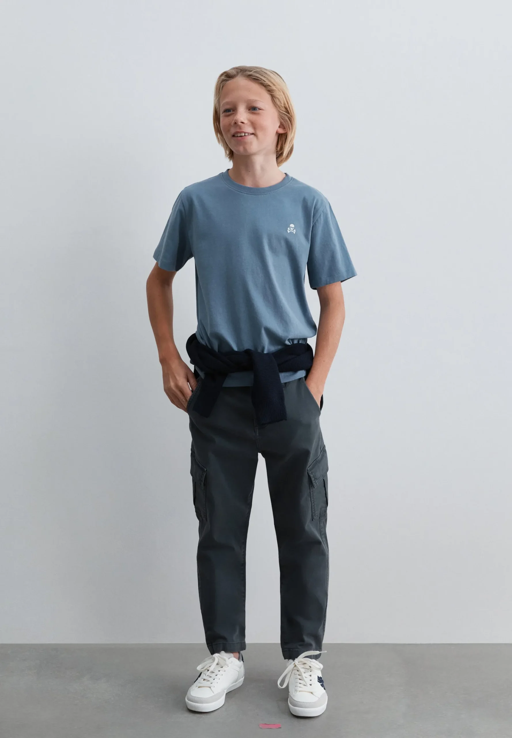 PANTALÓN CARGO SLIM FIT