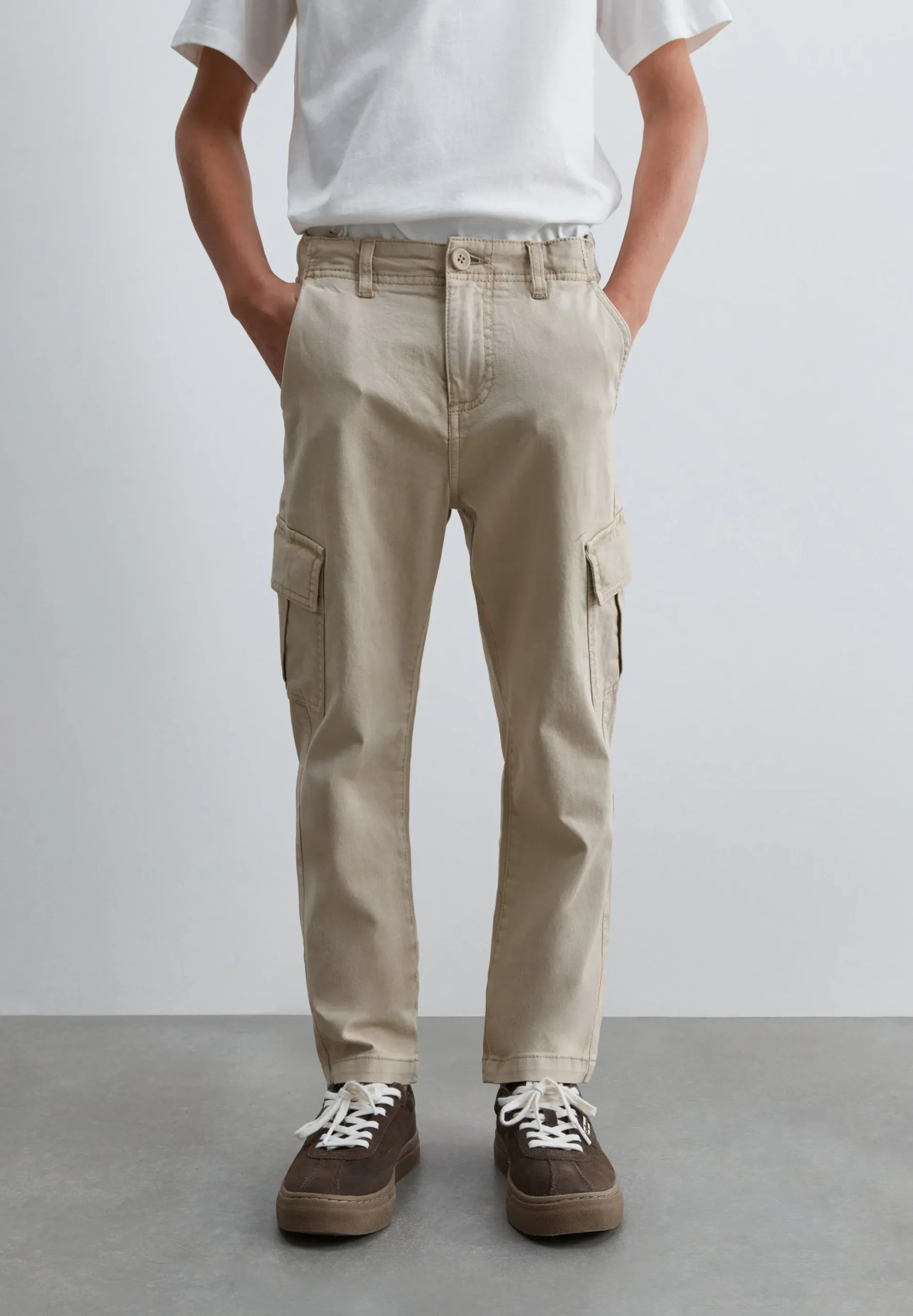 PANTALÓN CARGO SLIM FIT