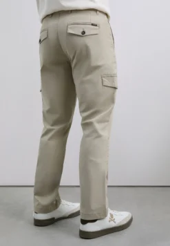 PANTALÓN CARGO SLIM FIT