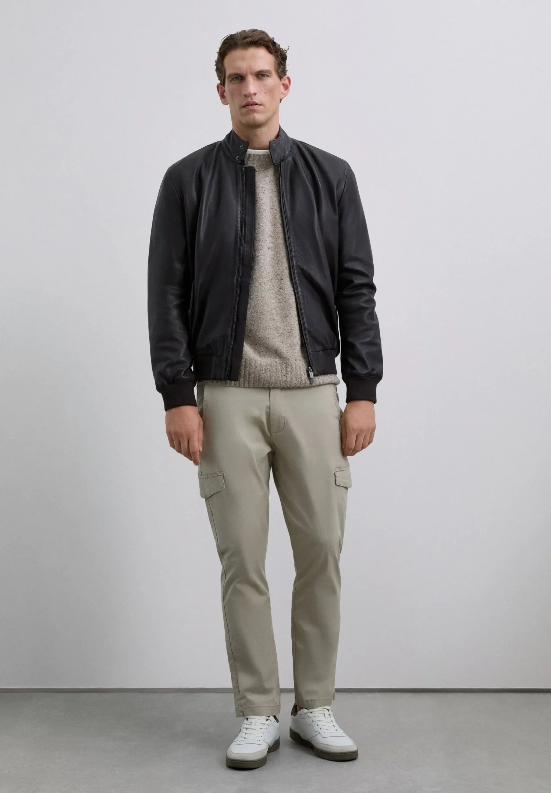 PANTALÓN CARGO SLIM FIT
