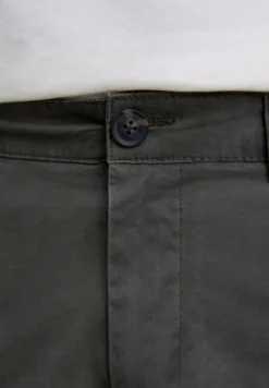 PANTALÓN CARGO SLIM FIT