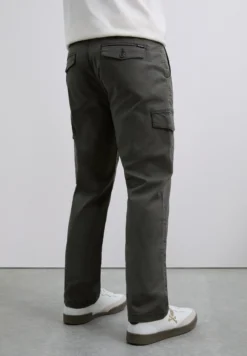 PANTALÓN CARGO SLIM FIT