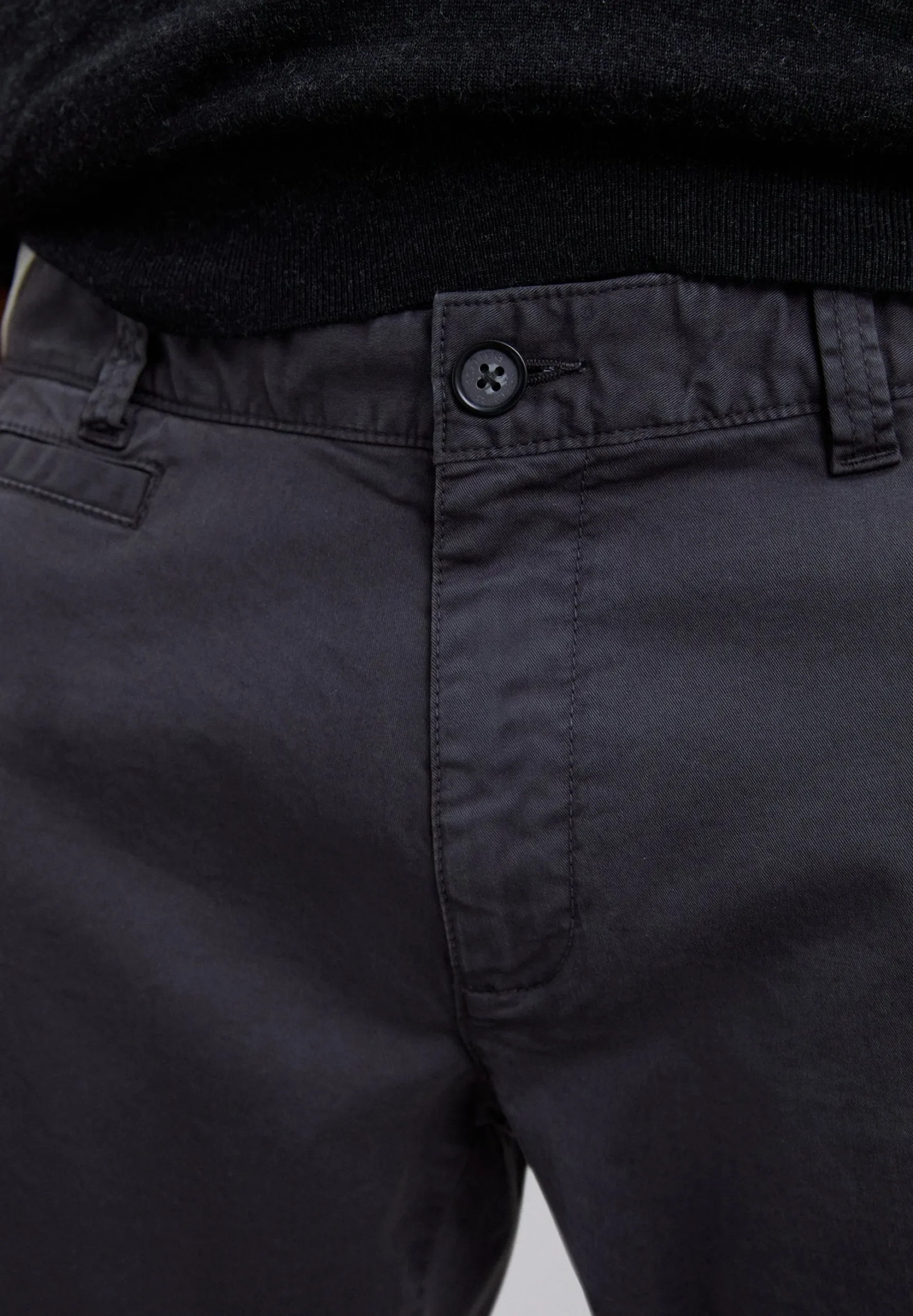 PANTALÓN CHINO CASUAL