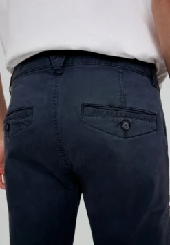 PANTALÓN CHINO CASUAL