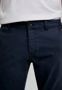 PANTALÓN CHINO CASUAL