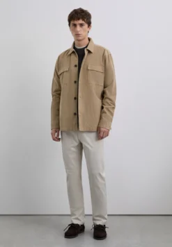 PANTALÓN CHINO CASUAL