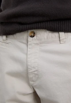 PANTALÓN CHINO CASUAL