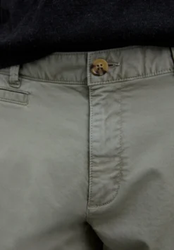PANTALÓN CHINO CASUAL