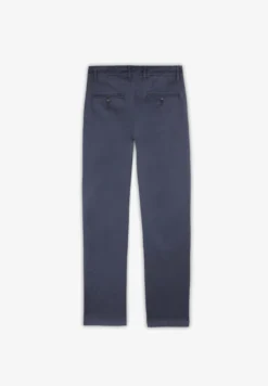 PANTALÓN CHINO PINZAS
