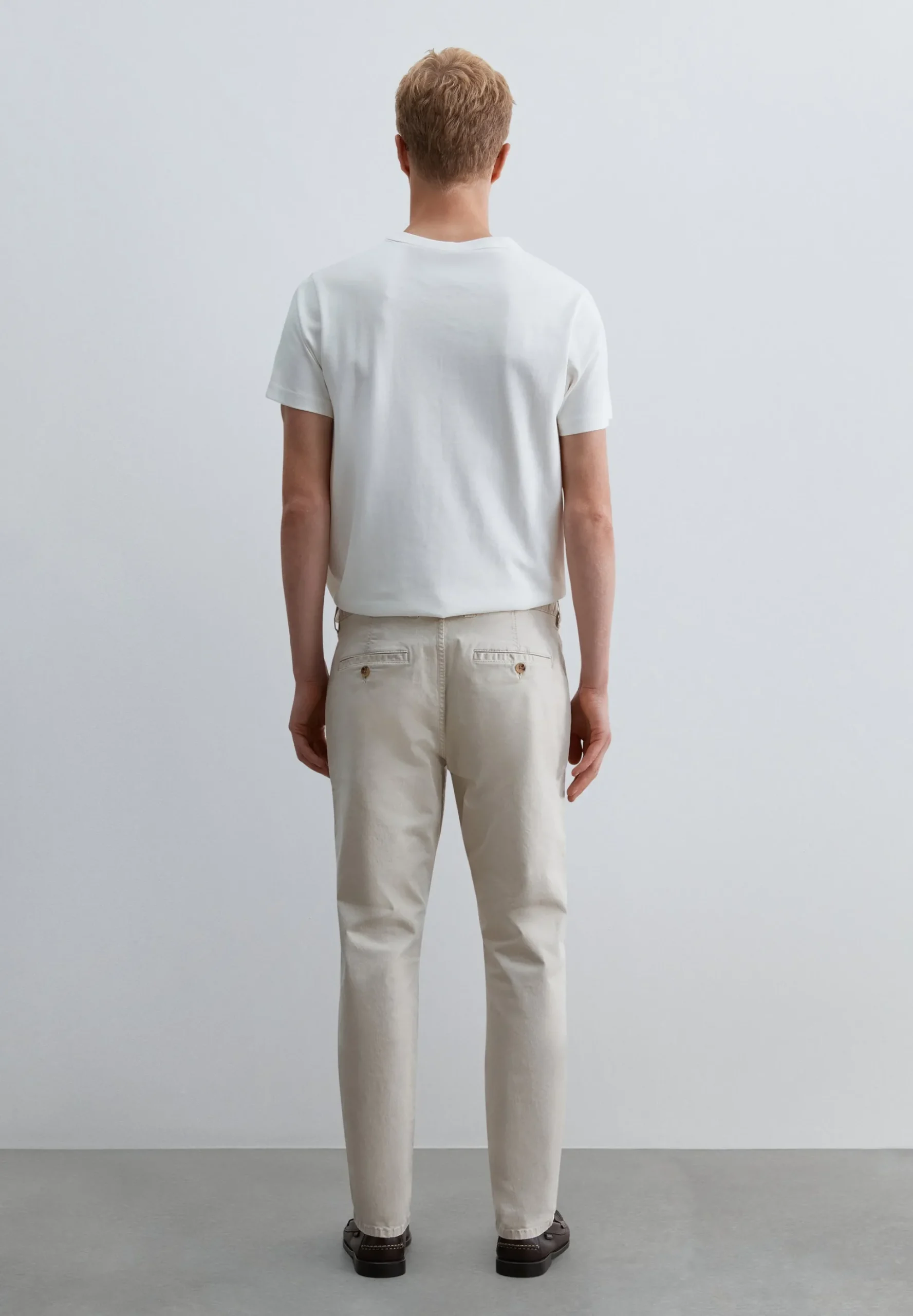 PANTALÓN CHINO SLIM FIT