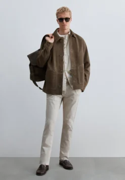 PANTALÓN CHINO SLIM FIT