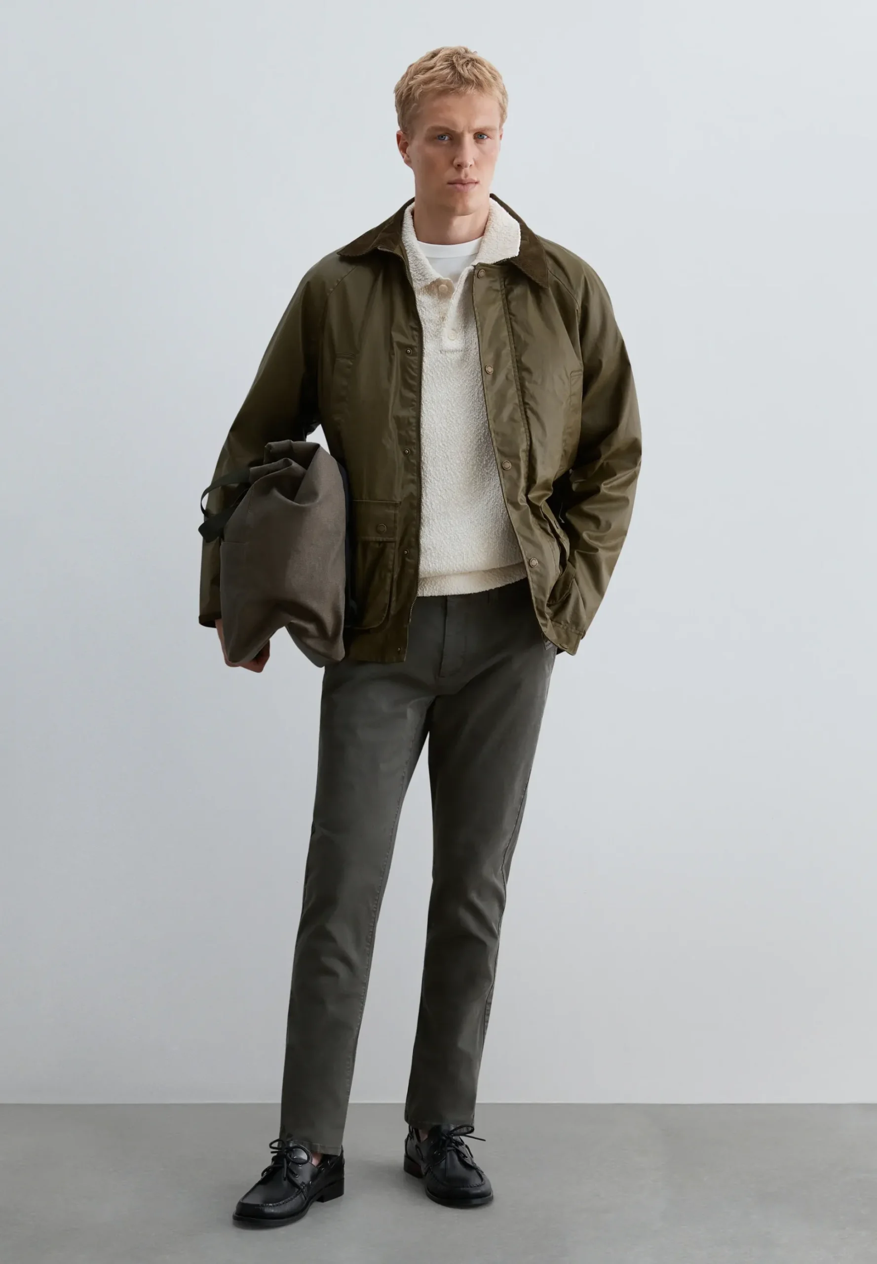 PANTALÓN CHINO SLIM FIT