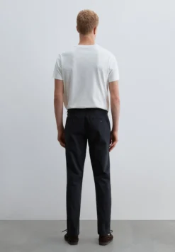 PANTALÓN CHINO SLIM FIT