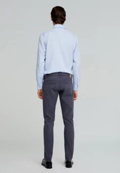 PANTALÓN CINCO BOLSILLOS