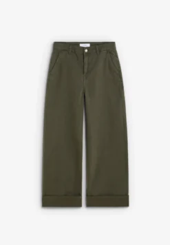 PANTALÓN DENIM DETALLE BAJO