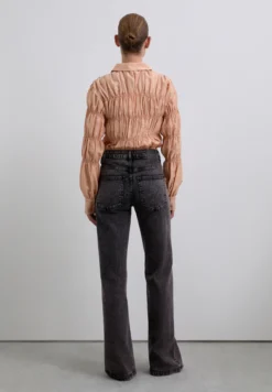 PANTALÓN DENIM TIRO MEDIO