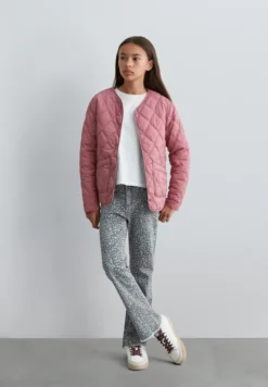 PANTALÓN FLARE ESTAMPADO ANIMAL