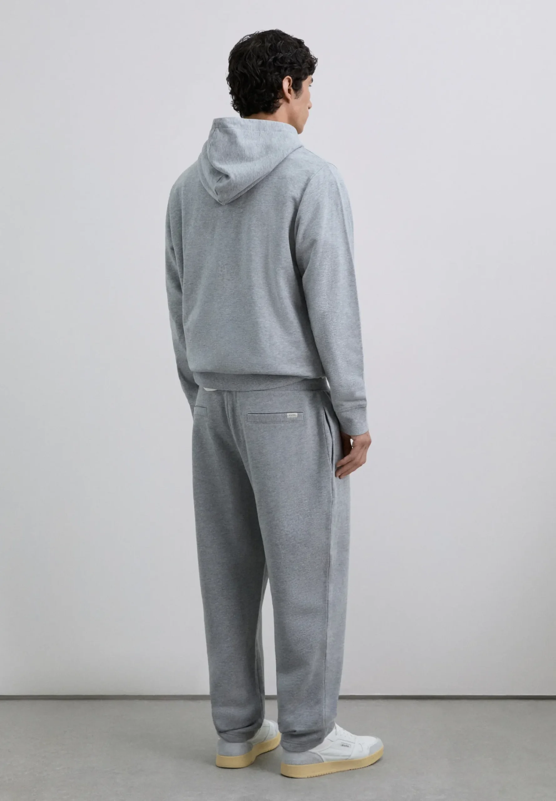 PANTALÓN JOGGER RELAXED ALGODÓN