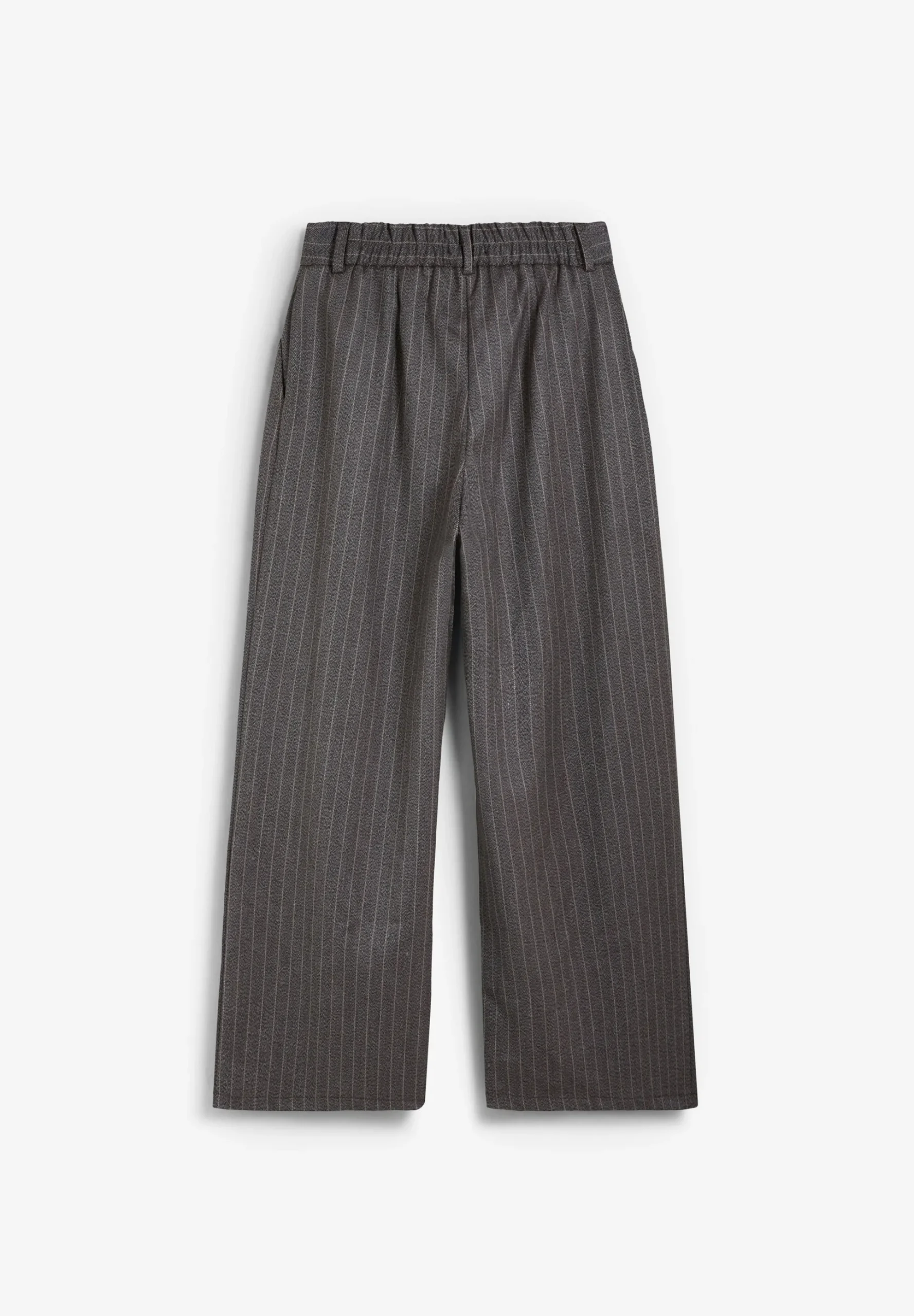 PANTALÓN PINZAS RAYA DIPLOMÁTICA